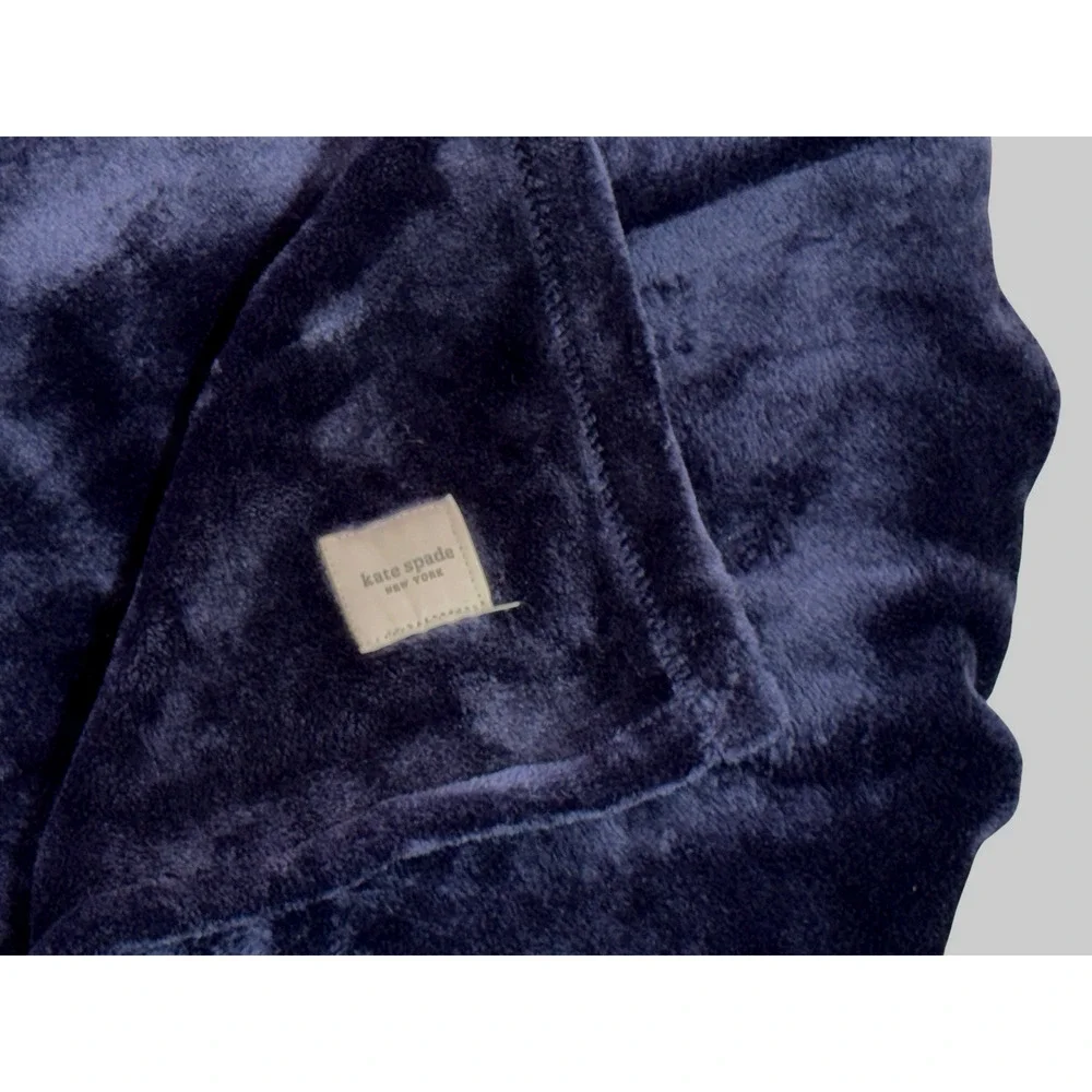 Kate Spade Queen Size Fleece Coverlet Plush Navy Blue Soft Fleece Throw Blanket